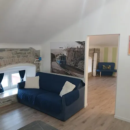 The Way To Bikes Storage Apartment Trieste
