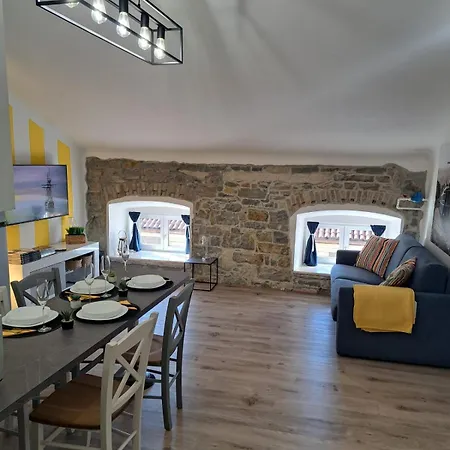 The Way To Bikes Storage * Triest